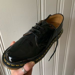 Dr. Marten 1460 patent leather Oxford